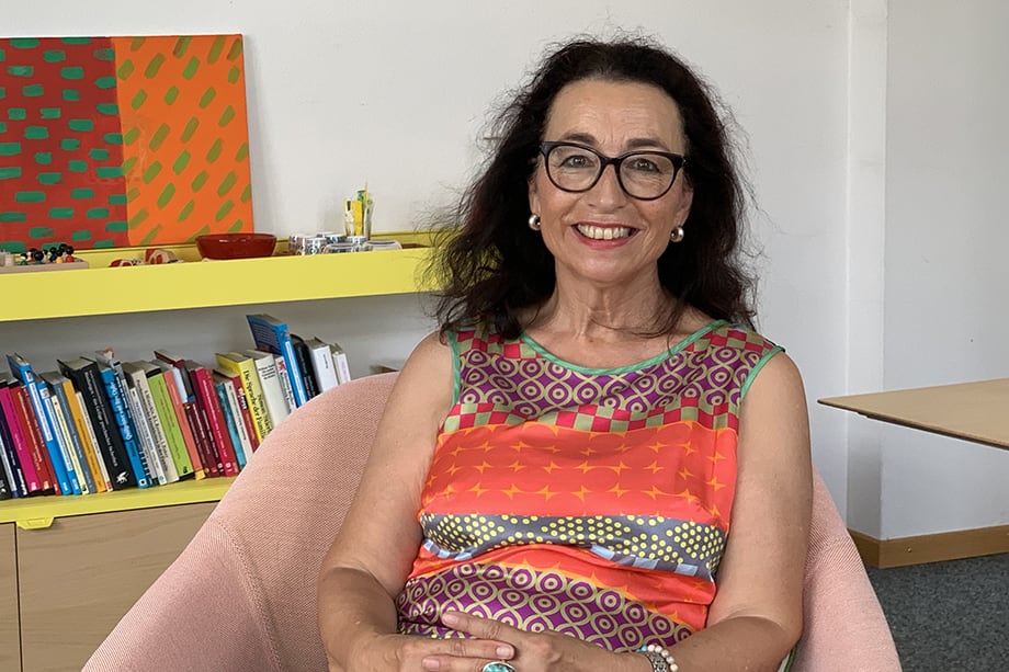Dr. Doris Houbé